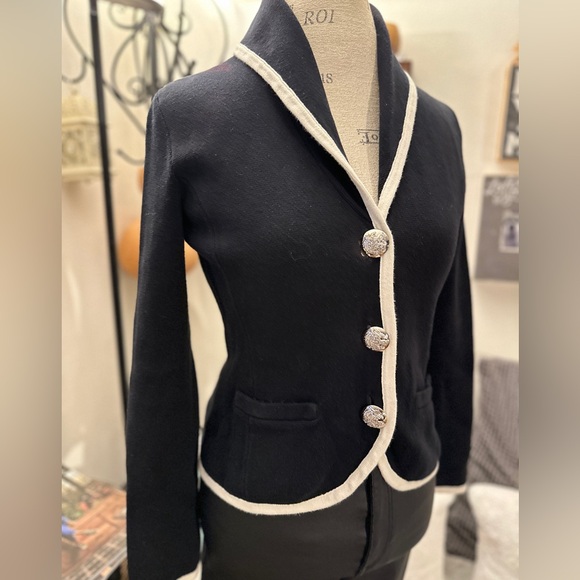 Ralph Lauren Black Knit Blazer with White Trim - Picture 1 of 9